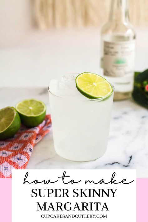 Try this Super Skinny Margarita recipe! If you love a skinny marg, you will want to try this 3 ingredient Super Skinny Margarita. With fresh lime and Casamigos Blanco tequila, this simple tequila cocktail is perfect for summer! House Margarita Recipe, Marg Recipe, Easy Margarita Recipe, Ranch Water, Best Mixed Drinks, Tequila Recipe, Flavored Margaritas, Easy Margarita, Tequila Cocktail