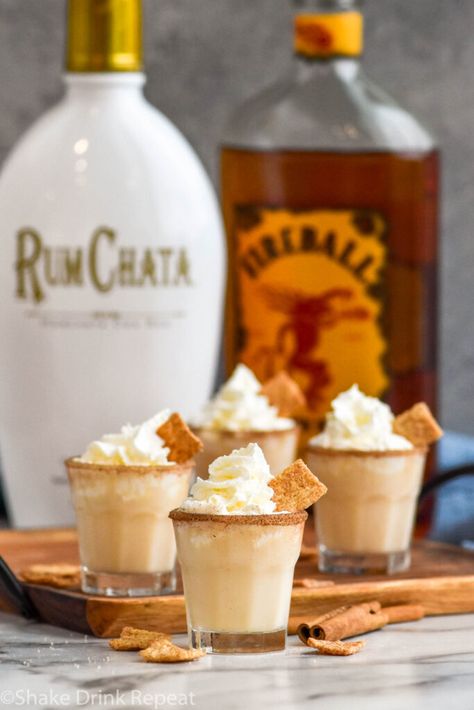 Rum Chata Fireball Shots, Rumchata Fireball Shots, Rum Chata Fireball Drink Recipes, Fireball Rumchata Drink, Rum Chata Shots Recipes, Rumchata And Fireball Recipes, Rumchata Fireball Drinks, Rum Chata And Fireball Drinks, Alcohol Shots Charcuterie Board