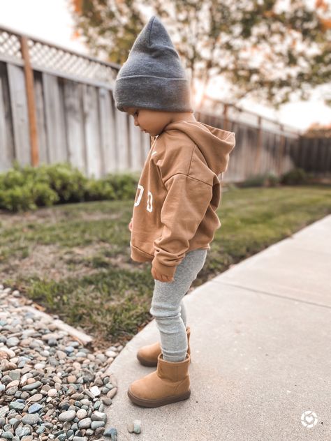 Boy Toddler Winter Outfits, Toddler Boys Winter Outfits, Toddler Boy Autumn Outfits, Toddler Boy Pumpkin Patch Outfit, Spring Toddler Boy Outfits, Toddler Boy Ugg Boots Outfit, Little Boy Style Outfits, Toddler Boy Fall Fashion, Boys Autumn Outfits