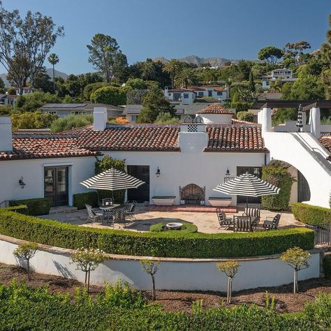 Joshua Ramirez | 💃🏻Spanish-Colonial 1930’s Hacienda. Perched on the famed⛰️ 🌊Riviera neighborhood this stunning property offers ocean and city views with... | Instagram Spanish Style Architecture, Spanish Style Home, Spanish Revival, Spanish Colonial, City Views, Beautiful Ocean, Holiday Homes, Modern House Exterior, House Designs Exterior