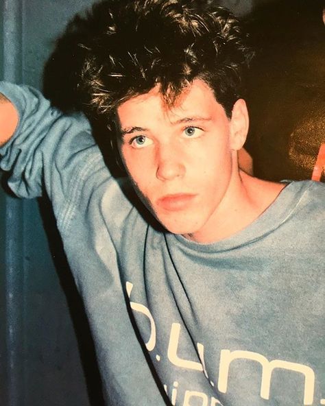 80s Boys, Corey Haim, Haim, Media, Tumblr, Wall, Hair, Blue