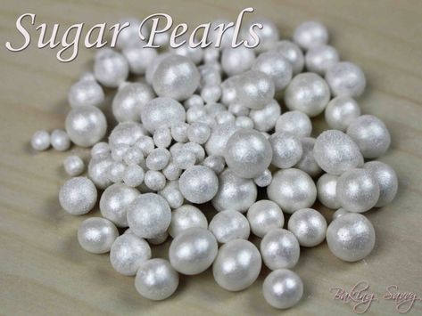 Edible Glitter Sugar, Fondant Tips, Pearl Border, Edible Pearls, Chocolate Pearls, Icing Tips, Candy Cakes, Pearls Diy, Sweet Recipes Desserts