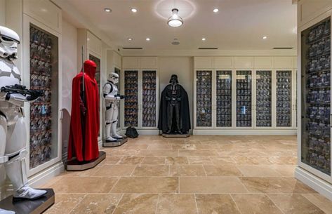 This MASSIVE Star Wars-Themed Basement Will Blow Your Mind! | the disney food blog