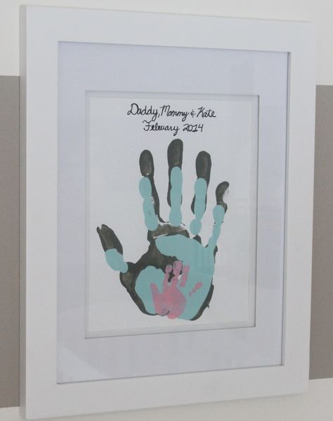 handprint close up Handprint Painting, Baby Handprint Art, Mom Dad Baby, Baby Handprint, Footprint Art, Handprint Crafts, Dad Baby, Father's Day Diy, Handprint Art