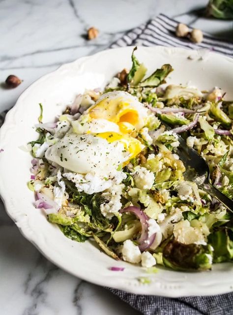 Brussels Sprouts Breakfast Bowl with Poached Eggs | Lemons and Basil Egg Waffle Recipe, Scrambled Eggs Breakfast, Matcha Breakfast, Benedict Breakfast, Eggs Deviled, Sauteed Brussel Sprouts, Egg Sandwich Breakfast, Mexican Breakfast Recipes, Egg Bowl