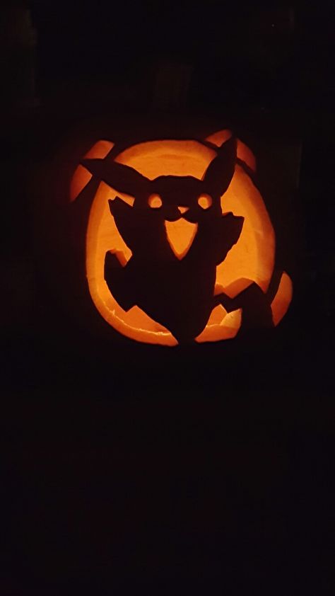 Pikachu Jack O Lantern, Pikachu Pumpkin Carving, Pokemon Pumpkin Carving, Pikachu Pumpkin, Pokemon Pumpkin, Cute Pumpkin Carving, Pumkin Carving, Amazing Pumpkin Carving, Halloween Pumpkin Designs