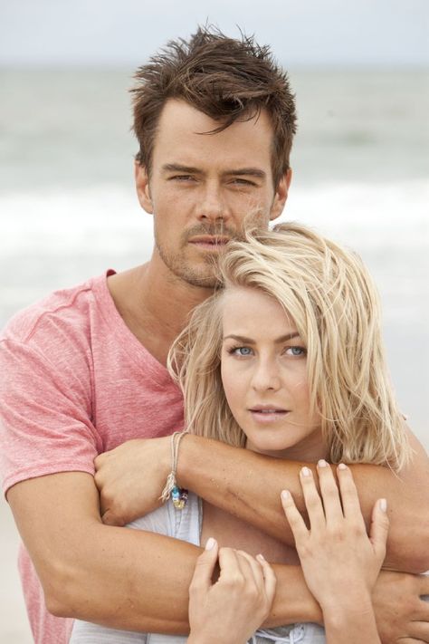 Josh Duhamel and Julianne Hough in Safe Haven...they are not a real couple, but don't they look great together? Can't wait for the movie. Julianne Hough Safe Haven, Fanart References, Nicholas Sparks Movies, Photo Star, Josh Duhamel, Julianne Hough, Nicholas Sparks, Movie Couples, Foto Poses