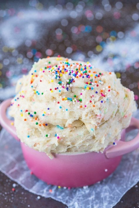 Healthy Cake Batter Dip For One (Paleo, Vegan, Gluten Free) Healthy Cake Batter, Easy Dessert Dips, Cake Batter Dip, Rainbow Desserts, Nutella Cookies, Dessert Dips, Healthy Cake, Cookies Recipes, Paleo Dessert