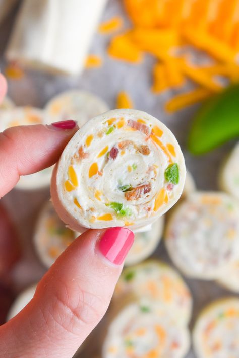 Jalapeno Popper Pinwheels • Dance Around the Kitchen Jalapeno Popper Pinwheels, Cream Cheese Pinwheels, Pinwheel Sandwiches, Tailgate Snacks, Jalapeno Popper Recipes, Cheese Pinwheels, Pinwheel Appetizers, Tortilla Rolls, Roll Ups Tortilla