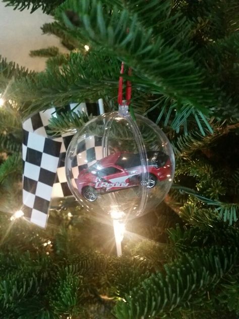 Hot wheels ornament Hot Wheels Advent Calendar Diy, Nascar Christmas Tree, Hot Wheels Christmas Tree, Hot Wheels Bedroom, Car Rally, Festival Ideas, Christmas Front Doors, Hot Wheel, Diy Advent Calendar