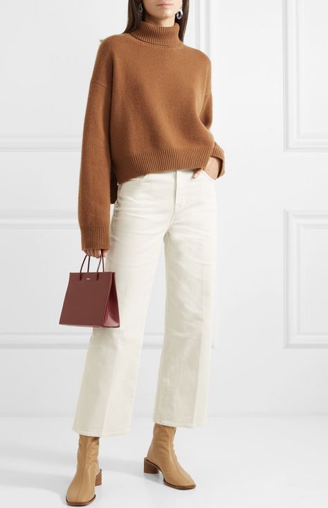 Cotton Pants Outfit, White Pants Winter, Corduroy Pants Outfit, White Pants Outfit, Wide Leg Pants Outfit, Casual Linen Pants, Tennis Shoes Outfit, White Jeans Outfit, Jeans Outfit Women