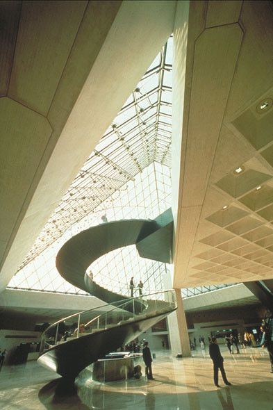 Built by I.M. Pei in Paris, France with date 1989. Images by Flickr user : Flavio Bragaia. In 1981, the newly elected French president, Francois Mitterrand, launched a campaign to renovate cultural institutio... Bernard Tschumi, I M Pei, Stairs Architecture, Top Architects, Louvre Paris, Commercial Architecture, Interior Architect, Spiral Staircase, Brutalism