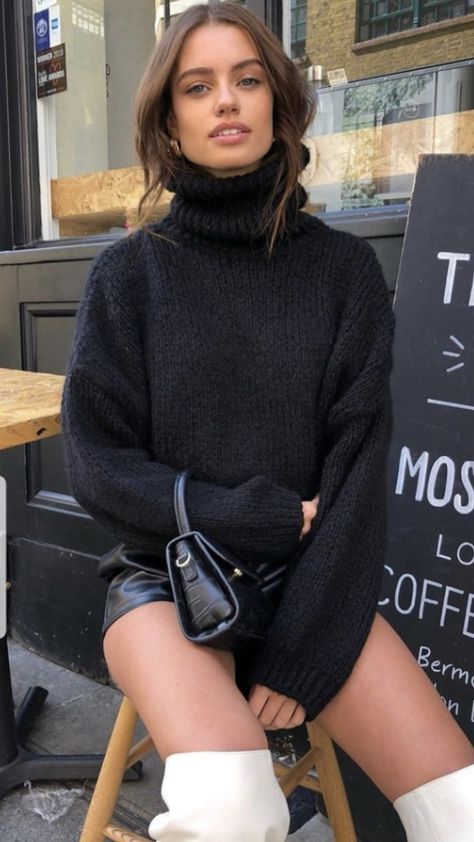 Ladies Turtleneck Sweaters, Dive In, Turtleneck Sweater, The Good, Turtle Neck, Sweaters For Women, Fan, Tumblr, The World