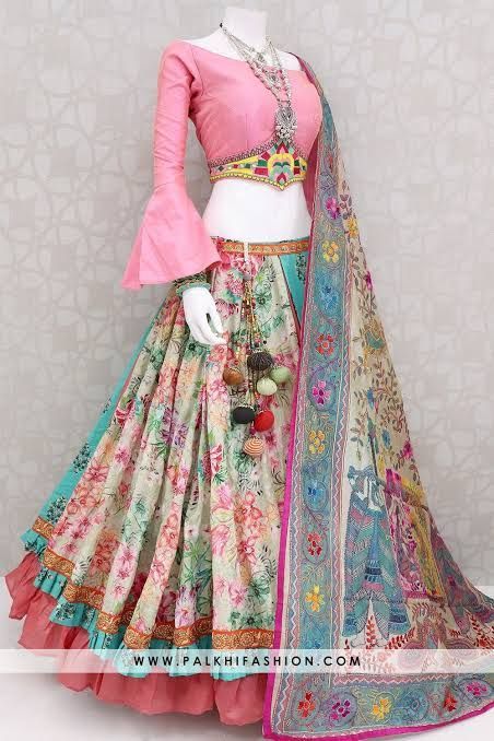 She came to NYC to persue her dreams but what she didn't know was som… #romance #Romance #amreading #books #wattpad Designer Chaniya Choli, Pink Bell Sleeve Blouse, Palkhi Fashion, Desi Attire, Choli Dress, Indian Outfits Lehenga, Navratri Chaniya Choli, Lehnga Dress, Choli Designs