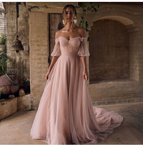 7c4ede33a62160a19586f6e26eaefacfdesc48560811ri Pink Tulle Prom Dress, Prom Dresses Boho, Colored Wedding Dress, Martina Liana, Pink Wedding Dress, Pink Wedding Dresses, Evening Dresses With Sleeves, Pink Prom, A Line Shorts