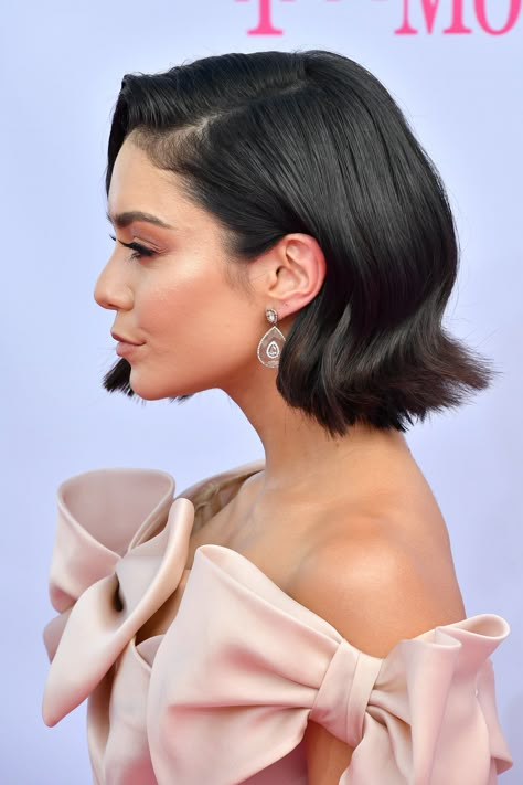 #ChadWood #TWGartists Vanessa Hudgens Short Hair, Vanessa Hudgens Hair, Formal Hairstyles For Short Hair, Billboard Awards, Summer Haircuts, Short Haircut, Formal Hairstyles, Vanessa Hudgens, The Red Carpet