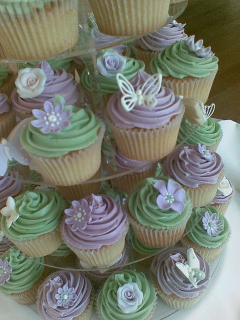 Pastel Green Debut Theme, Fairy Forest Dessert Table, Quince Decorations Pink And Green, Enchanted Forest Cupcakes Dessert Tables, Quince Garden Theme, Lilac And Sage Green Quince, Fairy Core Cupcakes, Enchanted Forest Quinceanera Theme Cake, Green And Purple Birthday Party