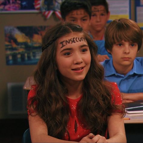 Riley Girl Meets World, Best Movie Characters, Riley Matthews, Maya Hart, Shameless Dr, Dr Aesthetic, Rowan Blanchard, Age Difference, Mabel Pines