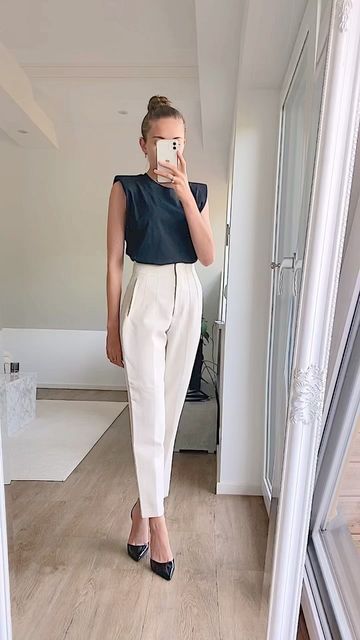 Communion Outfit For Women, Zara Pants Outfit, Smart Casual Work, Summer Office Outfits, Zara Trousers, A Outfit, Professional Work Outfit, Method Man, Workwear Fashion