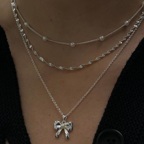 Lover Girl Necklace Silver Necklace Stack Dainty, Silver Jewelry Layering, Silver Jewelry Necklace Stack, Cute Necklace Stacks, Necklace Stacks Silver, Silver Jewelry Stack Necklace, Kiana Bonollo, Layered Silver Necklaces, Silver Chains For Women