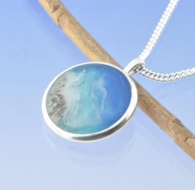 Ashes Jewellery UK | Cremation Jewellery – Chris-Parry-Handmade Ashes Jewelry Cremation, Ashes Ring, Marble Necklace, Ashes Necklace, Bespoke Rings, Ashes Jewelry, Cremation Ashes, The Maldives, Jewellery Uk