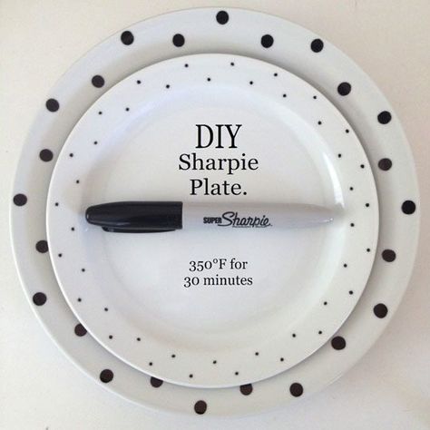 Sharpie Plates, Diy Sharpie Mug, Giving Plate, Sharpie Crafts, Sharpie Mug, Diy Sharpie, Plates Diy, Sharpie Art, White Plate