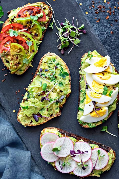 My recipe for healthy and delicious avocado toast is easy enough to memorize and takes just 5 minutes to get on a plate. Here, I offer tons of topping ideas to keep it exciting! Make this simple and filling dish for breakfast, brunch, lunch or just a snack. Avocado Toast Board, Sourdough Toppings, Avocado Toast Ideas, Recipes With Avocado, Toast Sourdough, Sustainable Recipes, Breakfast Corner, Toast Ideas, Avocado Toast Recipe