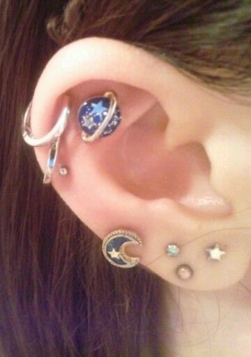 Image about stars in Tatuajes y piercings ! by Meel. Piercing Jewelry Ideas, Helix Studs, Daith Ring, Daith Rings, Ear Piercing Jewelry, Ear Piercings Tragus, Helix Jewelry, Tragus Stud, Womens Earrings Studs