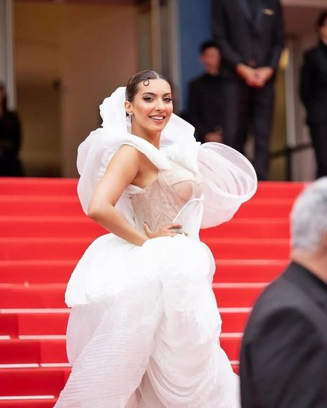 Fashion creator Niki Mehra's glamorous look from Cannes Film Festival😍 @nikimehra Outfit: @hacchic_couture Jewelry: @kickyandperky Hair bun: @divadivinehair MUA: @subliimia Makeup Partner: @lovecolorbar Shot by: @singhstudioparis Heels: @aands_official Assisted by: @anushkabaluni & @snehaasnani09 #wishnwed #nikimehra #CannesFilmFestival #festivaldecannes #cannes2024 #trending #redcarpet #redcarpetlook #fashioncreator #feelitreelit #whitegown #gowns #designergown #celebrity #india... Niki Mehra, Fashion Creator, Red Carpet Look, Glamorous Look, White Gowns, Couture Jewelry, Hair Bun, Designer Gowns, Cannes Film Festival