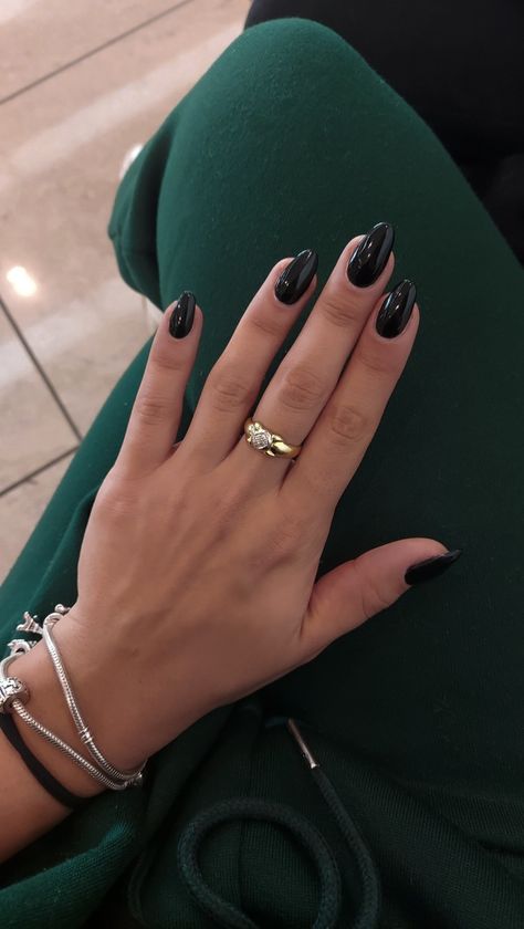 Glossy Black Almond Nails, Black Nail Almond Shape, Black Medium Almond Nails, Plain Black Almond Nails, Simple Black Almond Nails, Short Black Almond Acrylic Nails, All Black Almond Nails, Black Almond Shape Nails, Black Medium Length Nails