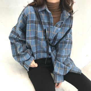 Buy Guajillo Long Sleeve Plaid Shirt at YesStyle.com! Quality products at remarkable prices. FREE Worldwide Shipping available! Stile Hijab, Haine Diy, Aesthetic Clothing Stores, Flannel Outfits, Paris Mode, Tumblr Outfits, Aesthetic Clothing, Long Sleeve Plaid Shirt, Modieuze Outfits