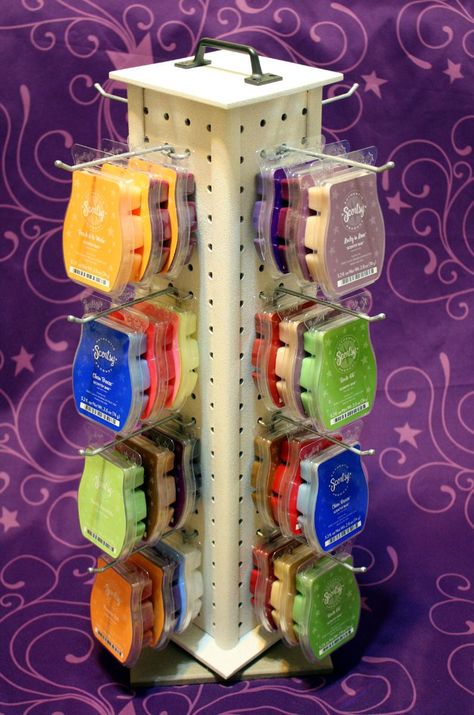 Diy Scentsy Display, Scentsy Display Ideas Vendor Events, Scentsy Storage Ideas, Scentsy Vendor Display Ideas, Scentsy Table Display, Scentsy Stand, Scentsy Organization, Diy Scentsy, Peg Board Display