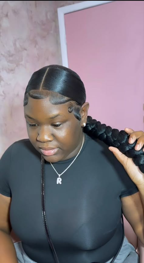 Sleek Knot Bun, Swoop Braided Ponytail, Bum Hairstyles, Low Pony Hairstyles Black, Low Knot Bun, Swoop Bun, Hairstyles With Straight Hair, Bundles Hairstyles, Low Pony Hairstyles