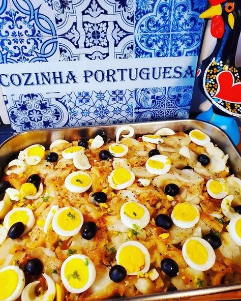 Tia Maria's Blog – Sharing Portuguese recipes around the world Portuguese Bacalhau Recipes, Portuguese Cod Fish Recipes Potatoes, Bacalao Recipe Portuguese, Portuguese Cod Fish Recipes, Portuguese Meals, Bacalao Recipe, Bacalhau Recipes, Portuguese Foods, Portuguese Dishes