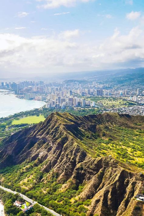 Diamond Head Hike (COMPLETELY DIFFERENT 2022 – RESERVATIONS NOW REQUIRED) The Diamond Head Trail is the most popular of all the Hawaii hikes. I usually try to stay away from crowds of tourists, but the payoff of this trail makes it worth the hassle. The Diamond Head Trail goes up the side of a volcanic […] The post Diamond Head Hike (2022 RESERVATIONS NOW REQUIRED) appeared first on Avenly Lane Travel. Diamond Head Hawaii, Hawaii Hikes, Hilton Hawaiian Village, Waikiki Hawaii, Hawaii Photography, Diamond Head, Hawaii Usa, Waikiki Beach, Free Things To Do