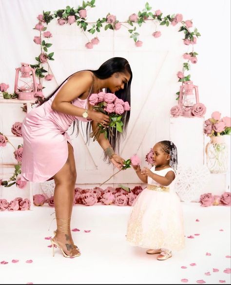 God Mother And God Daughter Photoshoot, Pink Mommy And Me Photo Shoot, Mommy And Me Birthday Shoot, Mother’s Day Shoot, Mommy And Daughter Photo Shoot Black, Mothers Day Photo Shoot Ideas, Mother’s Day Photoshoot Ideas, Mother And Daughter Photoshoot, Mother’s Day Photoshoot