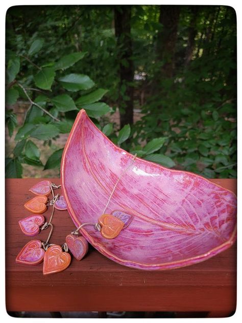 SPECTRUM HIGH FIRING GLAZES | Bougainvillea on leaf with a necklace of various floating glazes | Facebook Spectrum Floating Glaze Combinations, Spectrum Glazes, Glaze Combinations, Pottery Glazes, Bougainvillea, A Necklace, Diy Ideas, Glaze, Floating