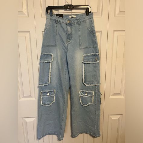 American Bazi Jeans Light Wash Sz L Extra Baggy Wide Leg Multi Pockets High Rise Jeans Light Wash, Tie Front Cardigan, Carpenter Jeans, High Waisted Flares, People Shopping, Jeans Light, Baggy Fits, Cropped Denim, Stretch Jeans