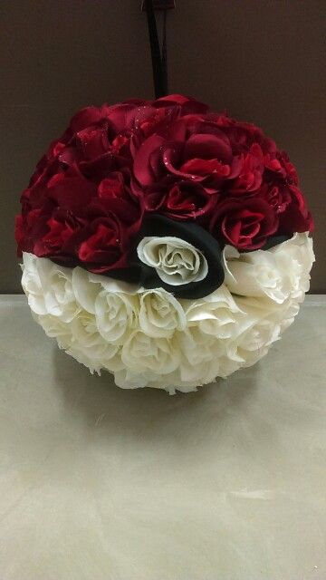 Pokeball of roses for my Pokemon obsessed daughter Pokemon Flower Bouquet, Pokemon Theme Wedding, Pokemon Wedding Centerpieces, Video Game Wedding Ideas, Pokemon Wedding Theme, Pokemon Bouquet, Pokemon Wedding Ideas, Pokemon Flowers, Anime Wedding Ideas