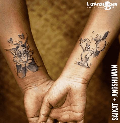 Tom and Jerry Tattoo Design Images (Tom and Jerry Ink Design Ideas) Tom And Jerry Couple Tattoo, Tattoo Dla Par, Tom Y Jerry Tattoo, Tom And Jerry Tattoos, Tom And Jerry Tattoo Design, Jerry Tattoo Design, Tom And Jerry Tattoo Ideas, Tom And Jerry Tattoo, Tom A Jerry