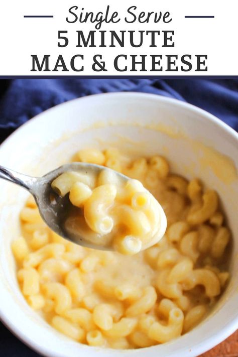 Single Serve Mac And Cheese Recipe, Quick Mac And Cheese, Creamy Cheesy Pasta, Easy Mac N Cheese Recipe, Single Serve Meals, Cheesy Pasta Recipes, Easy Mac N Cheese, Easy Mac And Cheese, Easy Snacks For Kids