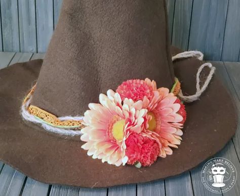 Diy Felt Scarecrow Hat, Diy Scarecrow Hat For Women, Scarecrow Hat Pattern Printable, Diy Adult Scarecrow Costume, Burlap Scarecrow Hat Diy, Diy Scarecrow Hat For Kids, Scarecrow Hats Diy, Scarecrow Hat Template, How To Make A Scarecrow Hat