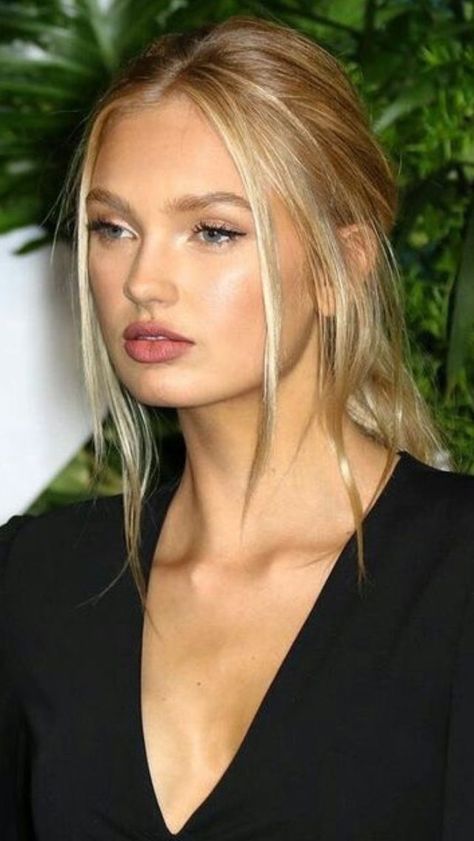 Best Hair Dye, Prom Makeup Looks, Romee Strijd, Vs Models, Elsa Hosk, Prom Makeup, العناية بالشعر, Beauty Inspiration, Hair Goals