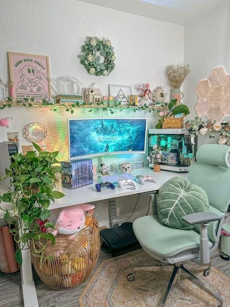 Gamer Pc Setup, Workspace Organization, Pinterest Cute, Cozy Gamer, Comfortable Home Office, Cozy Desk, What House, Gamer Room Decor, Video Game Room Design