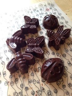 Candy Molds Recipes, Chocolate Molds Recipe, Silicone Molds Recipes, Butter Ideas, Peanut Butter Cups Recipe, Chocolate Candy Recipes, Peanut Butter Candy, Chocolate Candies, Chocolate Candy Molds