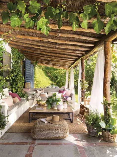 Rustic Pergola, Rustic Patio, Pergola Patio, Backyard Patio Designs, Garden Cottage, Back Patio, Outdoor Rooms, Design Case, Backyard Landscaping Designs