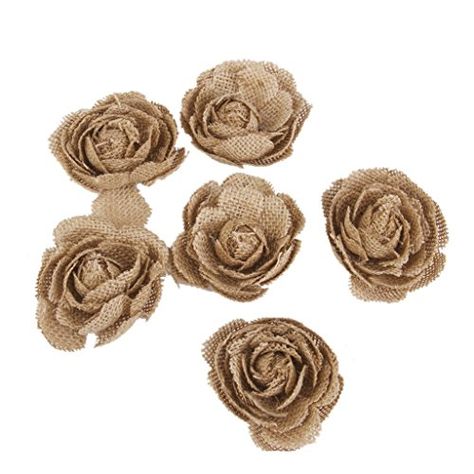 Hessian Crafts, Jute Flowers, Diy Fleur, Burlap Roses, Rustic Wedding Decorations, Venue Decorations, Burlap Flowers, Craft Wedding, Decorating With Pictures