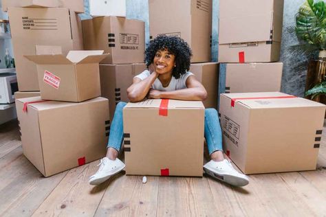 What to Wear for Moving Day Free Move, Moving Supplies, Professional Movers, Moving Checklist, Moving Long Distance, Relocation Services, Moving Boxes, Moving Tips, Packers And Movers