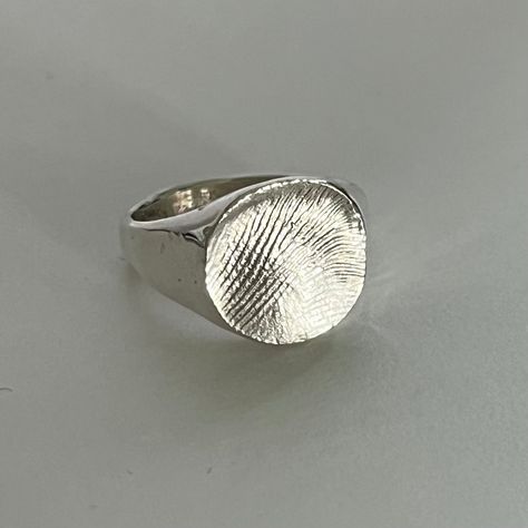 IMPRINT JEWELLERY – TIANA TATNELL Fingerprint Jewellery, Signet Ring Silver, Fingerprint Ring, Sentimental Jewellery, Fingerprint Jewelry, Jewellery Unique, Silver Signet Ring, Ring Sizer, Ring Silver