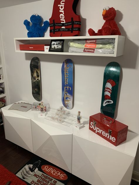 Supreme accessories, bogos, skateboards Supreme Living Room, Supreme Room Decor, Supreme Home Decor, Hypebeast Shelf Decor, Supreme Bedroom, Klaws Hypebeast Room Decor, Supreme Skateboard Decks On Wall, Skater Room Decor Skateboard Bedroom, Bedroom Inspirations Boho